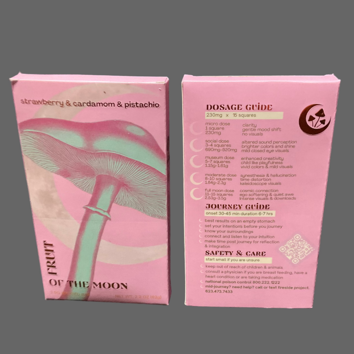 Strawberry & Cardamom & Pistachio Chocolate Bar